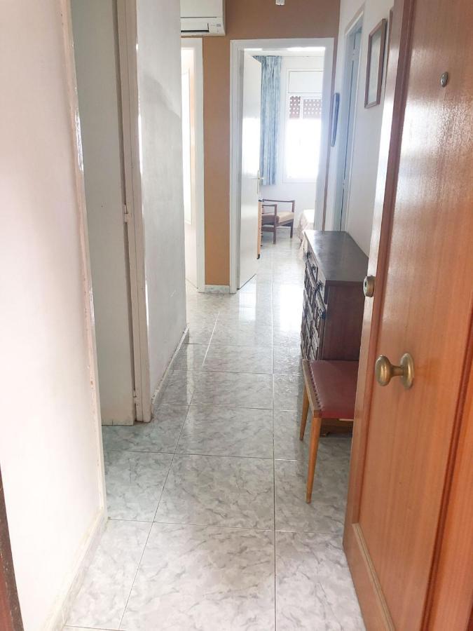 Mari Village Apartamento Luminoso,A 2 Minutos De La Playa Салоу Екстериор снимка